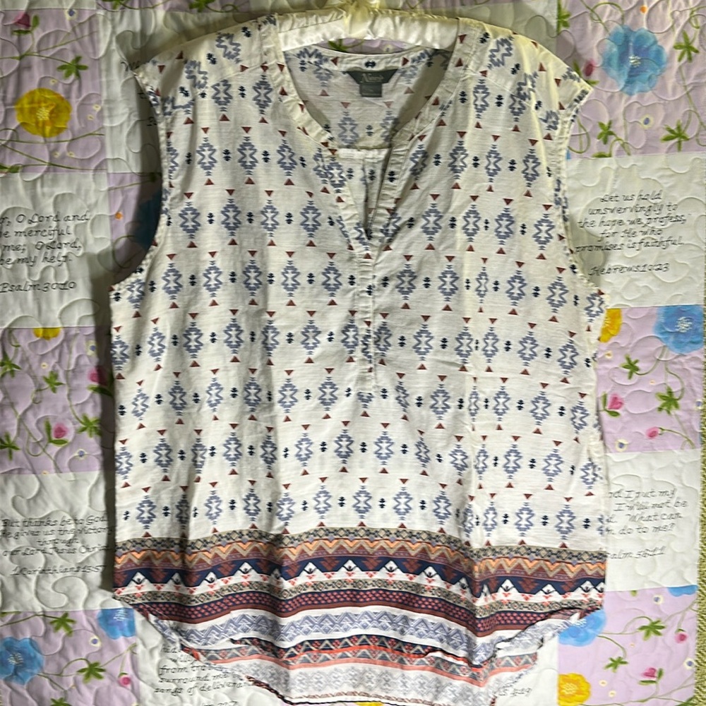 Natural Reflections Aztec Patterned Sleeveless To… - image 1